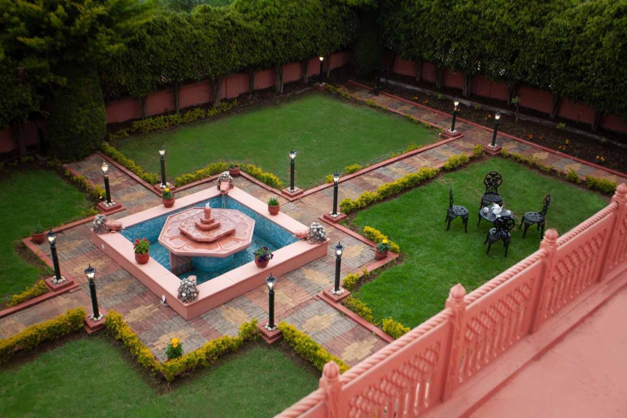 Stayvista At Pink Palace Rajasthani Decor Ooty Extérieur photo