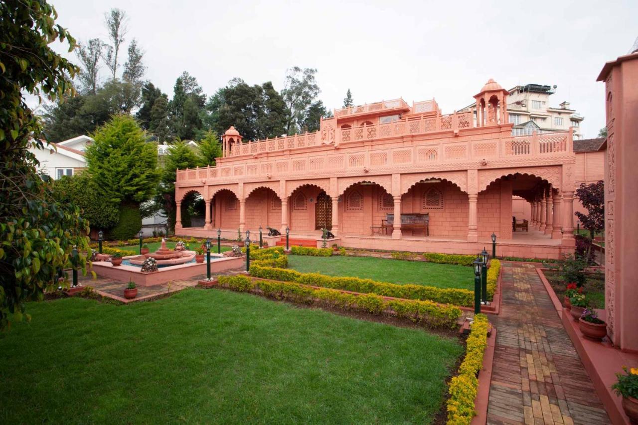 Stayvista At Pink Palace Rajasthani Decor Ooty Extérieur photo