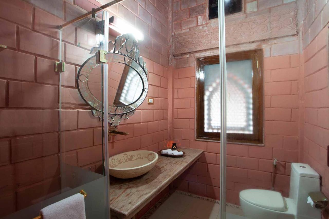 Stayvista At Pink Palace Rajasthani Decor Ooty Extérieur photo