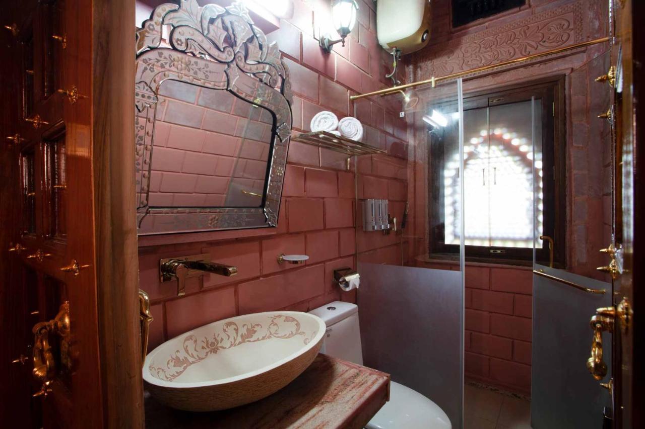 Stayvista At Pink Palace Rajasthani Decor Ooty Extérieur photo